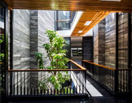 Ngỡ ngàng căn nhà tự “biết thở” độc đáo ở Đà Nẵng