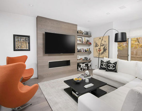 Không chỉ dùng để chiếu sáng, những mẫu đèn cây đứng này còn là điểm nhấn cho ngôi nhà