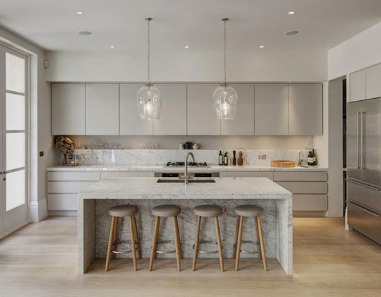 Một nhà bếp tinh tế, hiện đại sẽ chẳng thể thiếu được những món đồ này