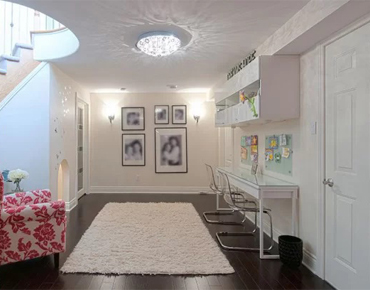 Những mẫu bàn ghế tiết kiệm diện tích cho nhà hẹp