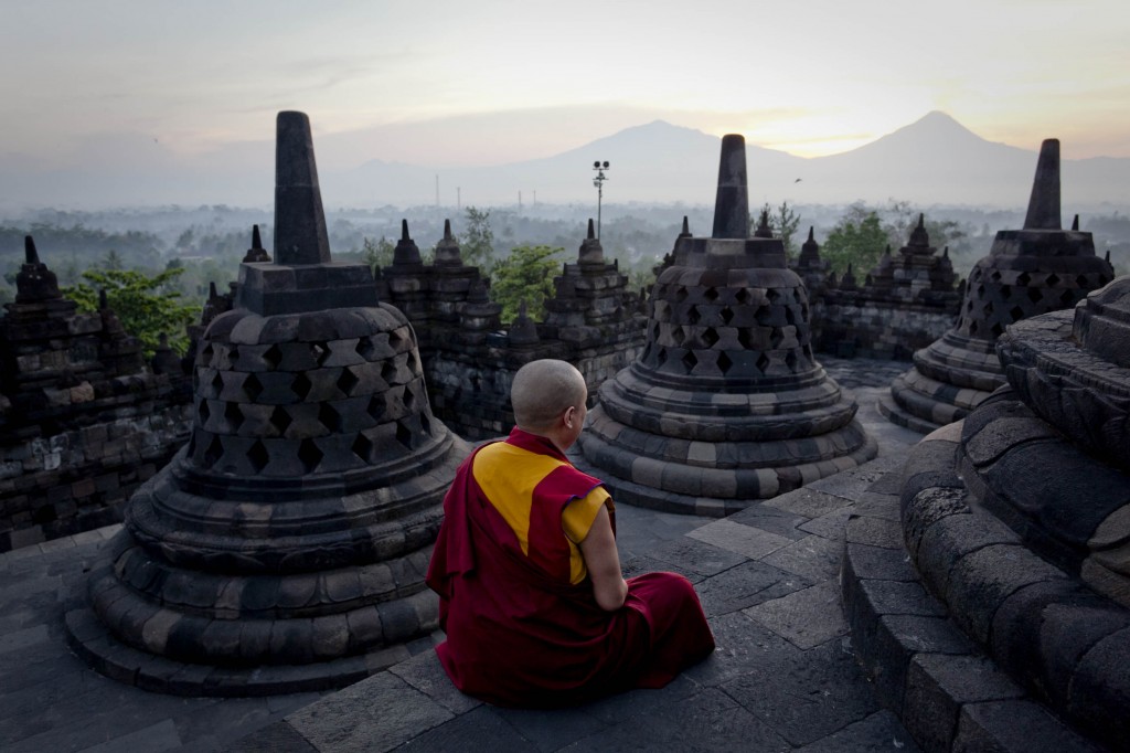 Indonesian Buddhists Celebrate Vesak Day