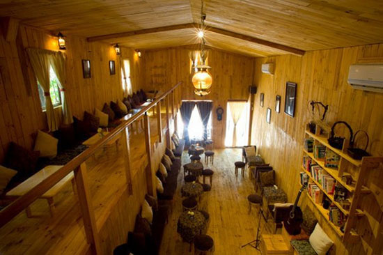 Thiết kế quán cafe bằng gỗ