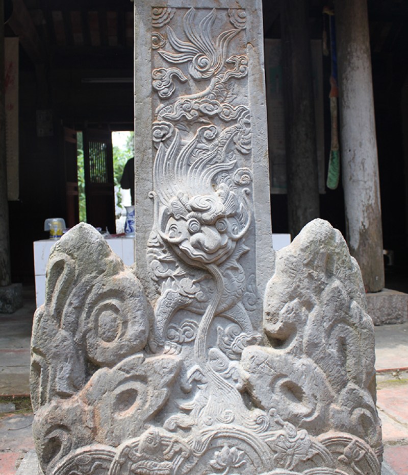 Điêu khắc rồng phun nước ở cây hương đá chùa Bảo Lâm – Yên Thành